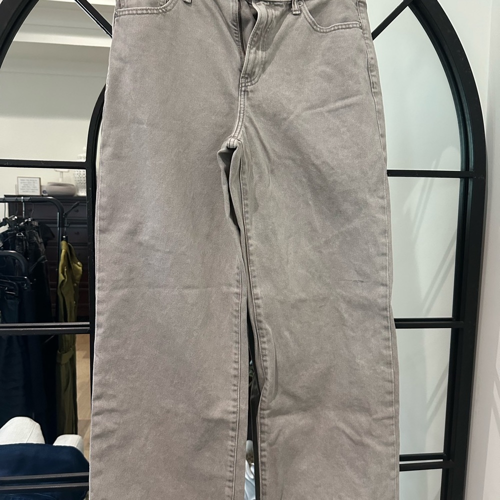 Express Women's Gray Straight Jeans